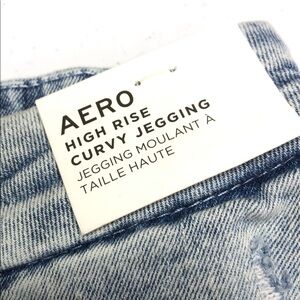 NWT AEROPOSTALE HIGH-RISE CURVY JEGGING JEANS 4/27x30 ⭐️